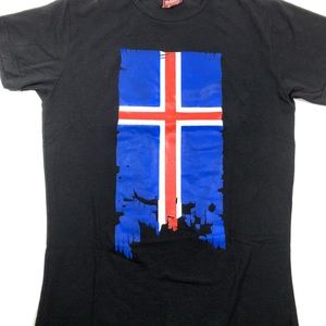 Women’s T-shirt Iceland Flag Size Medium